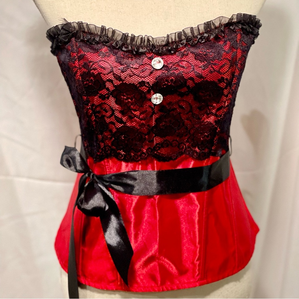 SATIN AND FLORAL LACE OVERBUST CORSET